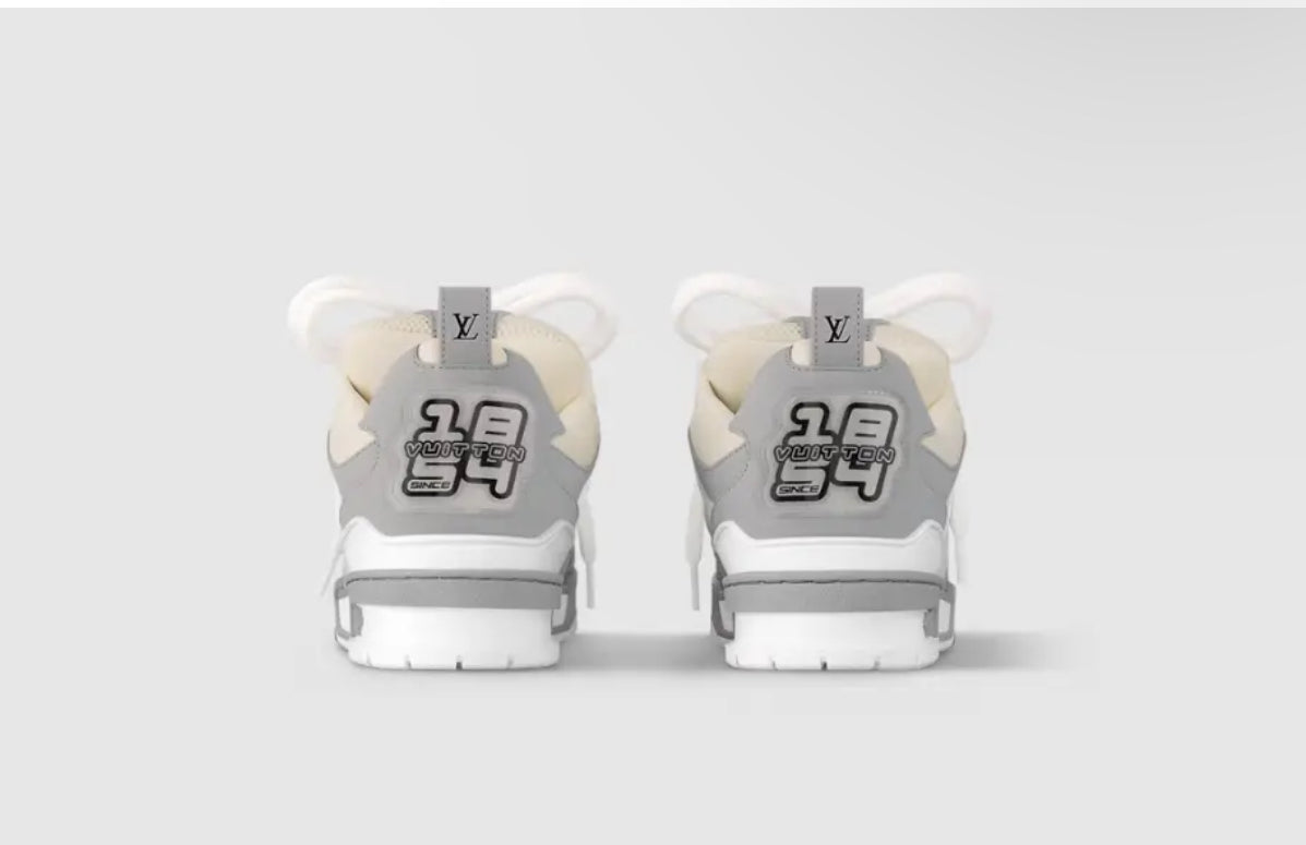 LV Trainer Sneaker Grey
