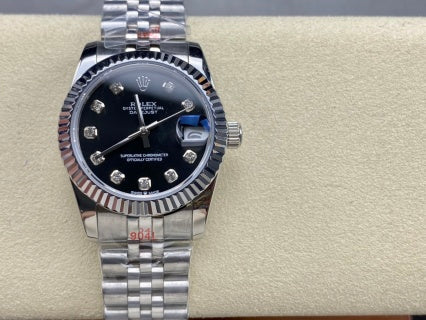 Date just 36 mm